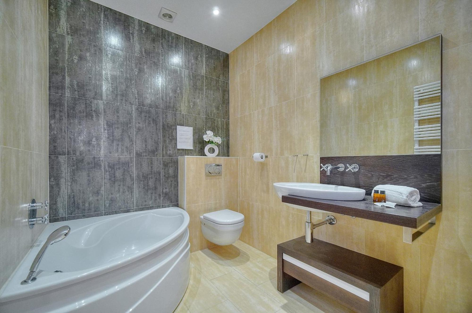 Moderne 3 Pieces Idealement Situe Centre De Cannes L! A2B22 Exterior foto